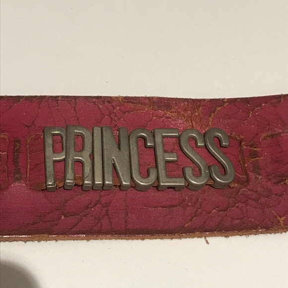 BRAVE “PRINCESS” leather cuff bracelet - Picture 1 of 3